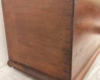 CLOSEUP DOVETAIL
