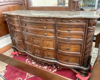 WELL MADE BEDROOM SUITE
