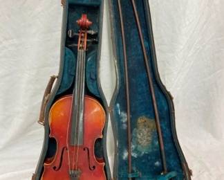 EARLY VIOLEN W/ CASE