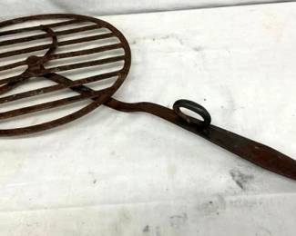 EARLY BLACKSMITH MADE TRIVET POT HOLDER