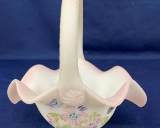 NUMBER 1410 FENTON BASKET