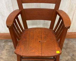 EARLY OAK ARM CHAIR