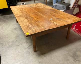 2 BOARD TOP PINE TABLE