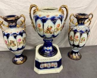 3PC. VICT. CONSOLE SET
