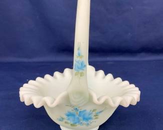 8" FENTON ARTIST SIGNED BASKET