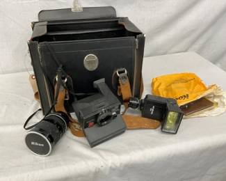 POLAROID CAMERA, BAG, ASSESSORIES