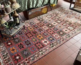 VINTAGE RUG