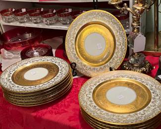 FINE CHINA CHARGERS AND KINGS CROWN GLASSWARE
