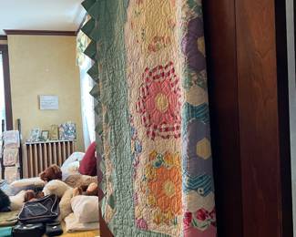 ANTIQUE QUILT