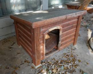 Small "log cabin" dog house