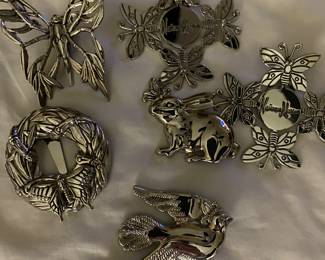 Neiman Marcus Scarf Clips