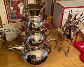 Neiman Marcus Snowman Stackable Teapot