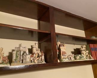 David Winter Cottages with Boxes