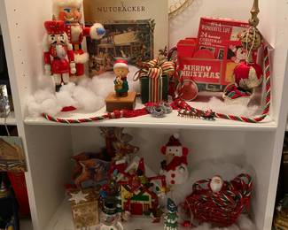 Snow Globes!! Santa Nutcracker