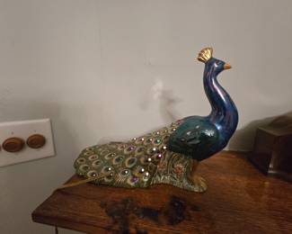 Peacock Mantle Light
