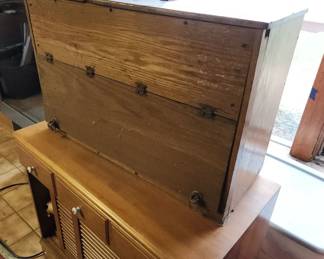 Folding Pump Organ can Carry