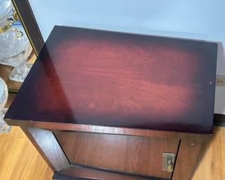 Additional view of Side Table and angle of top ~