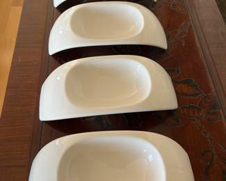 Villeroy & Boch White Wave dinnerware