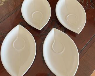 Villeroy & Boch White Wave dinnerware