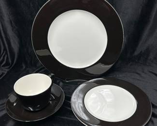 Villeroy and Boch Wonderful World Black Easy Collection Setting for (4) Four: 4 Chargers, 4 Dinner, 4 Cake, 4 Salad, 4 Cups & Saucers, $75