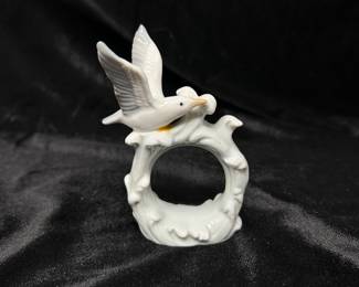Vintage Otagiri Japan Napkin ring w seagull, was $8, NOW $4