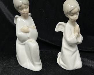 NAO Lladro Sitting Angel (5"), Was $24, NOW $16
NAO Lladro Praying Angel (5"),was $24, NOW $16
