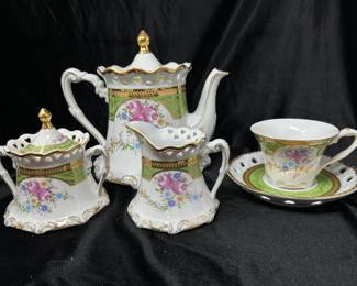 Vintage Sorelle Tea Set, Teapot, Sugar & Creamer, 6 teacups/saucers, was $65, NOW $35