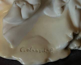 Signature on Pergianni Cedraschi (Capdimonte)Figurine~