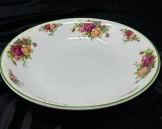 Royal Albert "Old Country Roses" Serving bowl, was $20, NOW $15