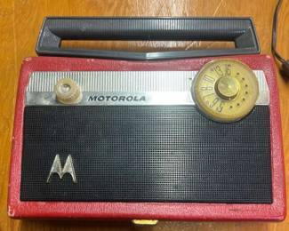 514 Vtg Motorola Radio