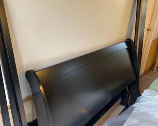 126 Queen Size Bed Frame 