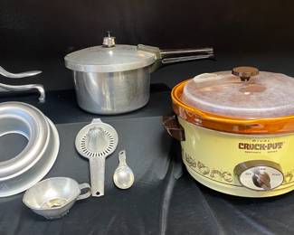 223 Vtg. Kitchen Finds 