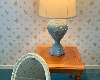 626 Pretty Accent Furniture 