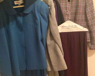 611 Womens Pleated Skirt Suits 