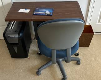 646 Ultimate Shredding Station