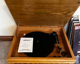 Crosley Model CR48H Turntable