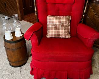 Vintage Red La Z Boy Recliner