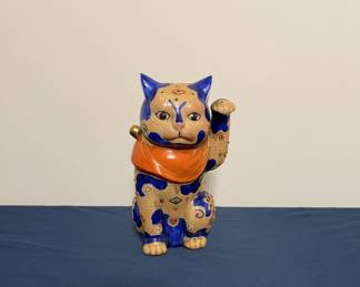 Japanese Maneki Neko, Kutani-yaki Porcelain Figurine