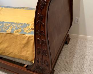 Antique Empire Mahogany Sleigh Bed (Daybed)