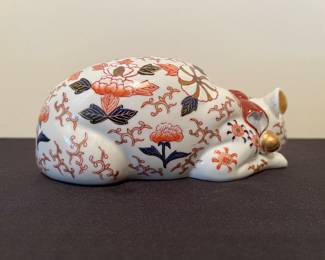 Vintage Kutani Imari Japanese Porcelain Sleeping Cat