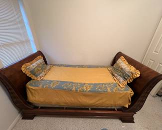 Antique Empire Mahogany Sleigh Bed (Daybed)