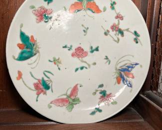 Beautiful Porcelain Plate "Famille Rose" w/White Background, Decorated w/Polychrome Butterflies, Plants and Flowers, Outlined with a Gold Thread.