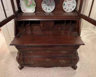 Henredon Country French Oak Secretary Desk :  Bookcase top / 4' 10" wide, 20" deep 7' 6" tall and the writing area is 31" high