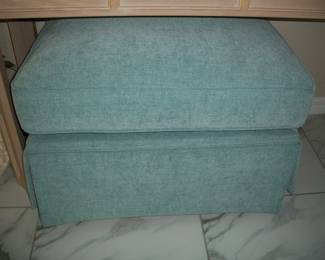 Close up of Norwalk Furniture Ottoman