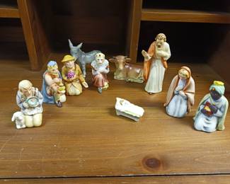 Vintage Global nativity set ceramic