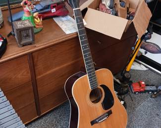 Magnum acoustic guitar $145