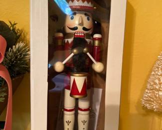 OU nutcracker