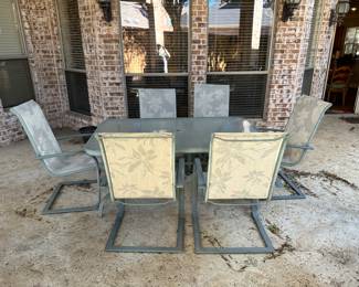 Patio Table with 6 chairs