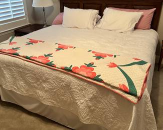 King Bed with mattress Set, Bedding, Pillows