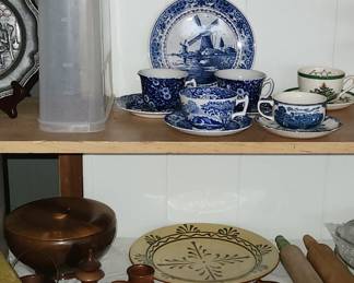 Cups and saucer Vintage Oregon Myrtlewood